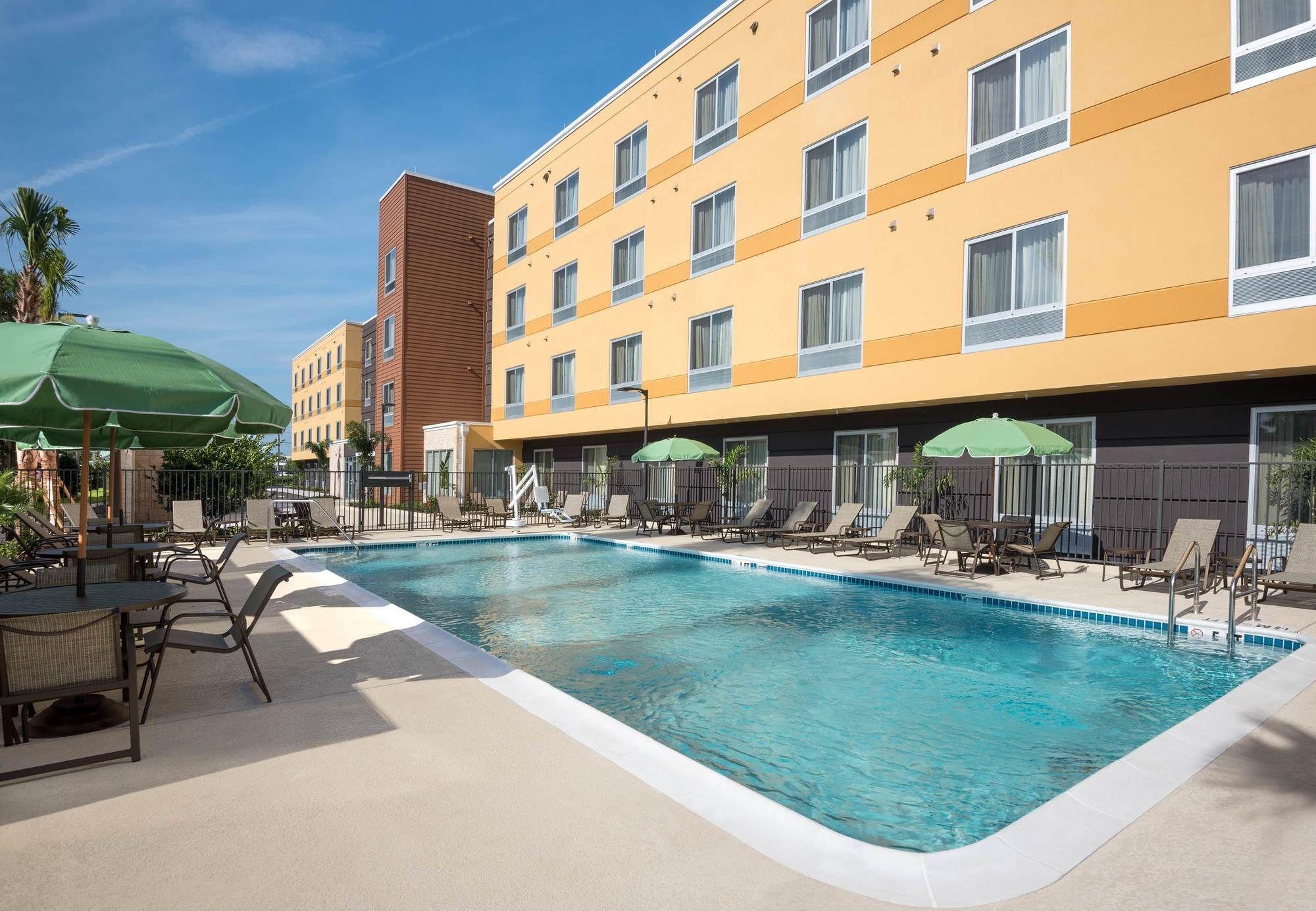 Fairfield Inn & Suites By Marriott Orlando Kissimmee/Селебрейшн Экстерьер фото